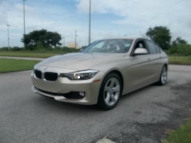 BMW 3 series 2013 photo 1