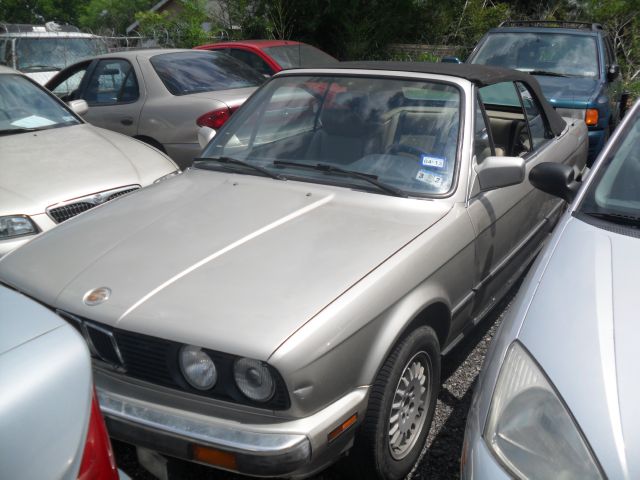 BMW 3 series 1990 photo 3