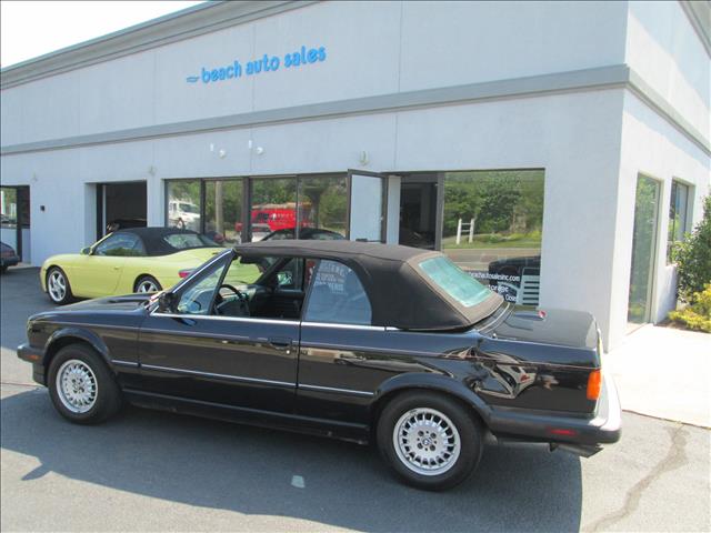 BMW 3 series 1990 photo 10