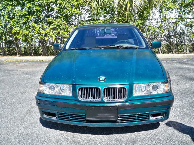 BMW 3 series 1995 photo 1