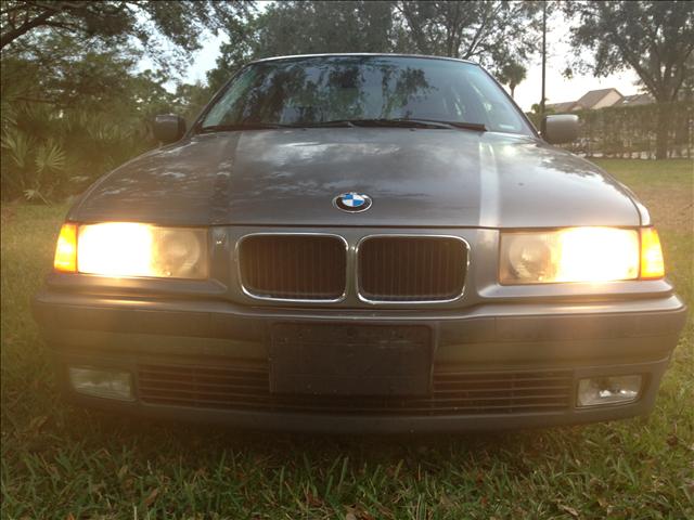 BMW 3 series 1995 photo 2