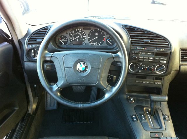 BMW 3 series 1995 photo 12