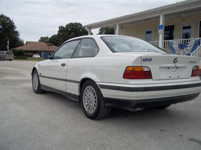 BMW 3 series 1996 photo 1