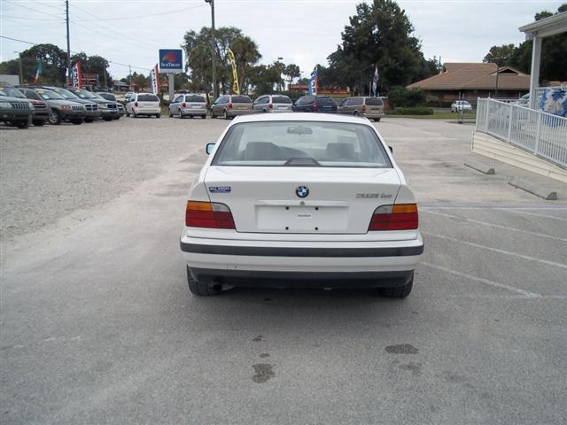 BMW 3 series 1996 photo 2