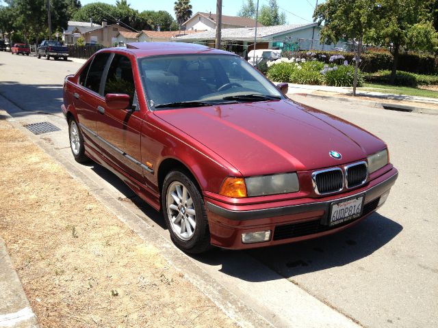 BMW 3 series 1997 photo 1