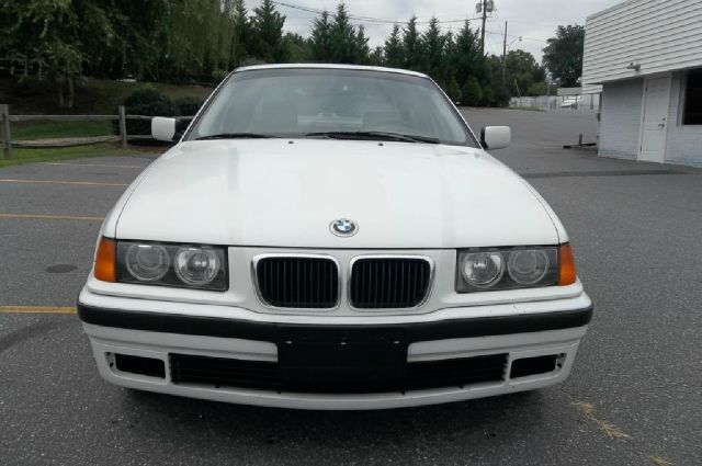 BMW 3 series 1997 photo 1