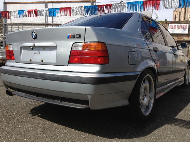 BMW 3 series 1998 photo 3