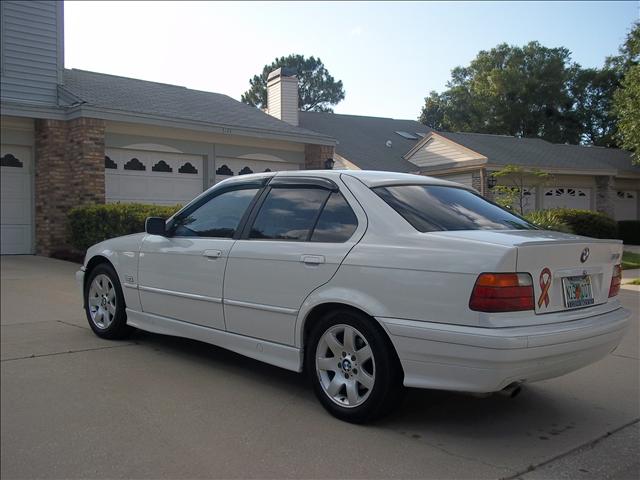 BMW 3 series 1998 photo 2