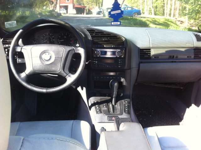 BMW 3 series 1998 photo 4