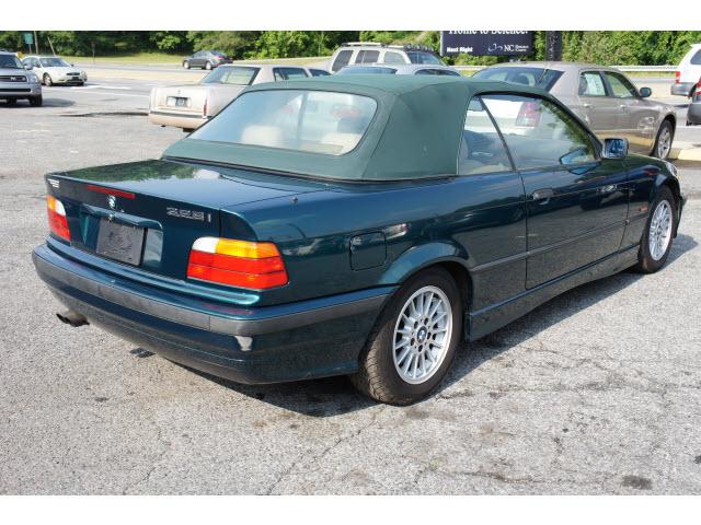 BMW 3 series 1998 photo 2