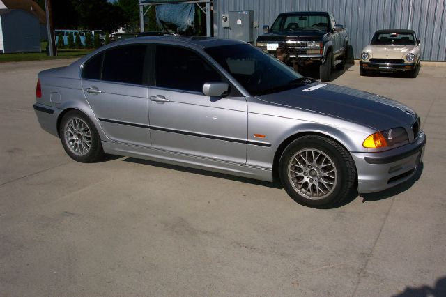 BMW 3 series 1999 photo 3