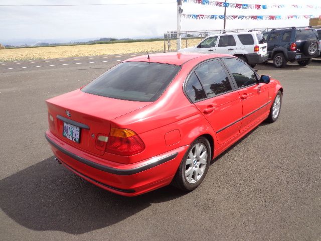 BMW 3 series 2.7L V6 Sedan