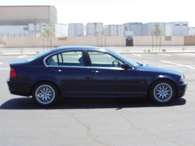 BMW 3 series 2000 photo 2