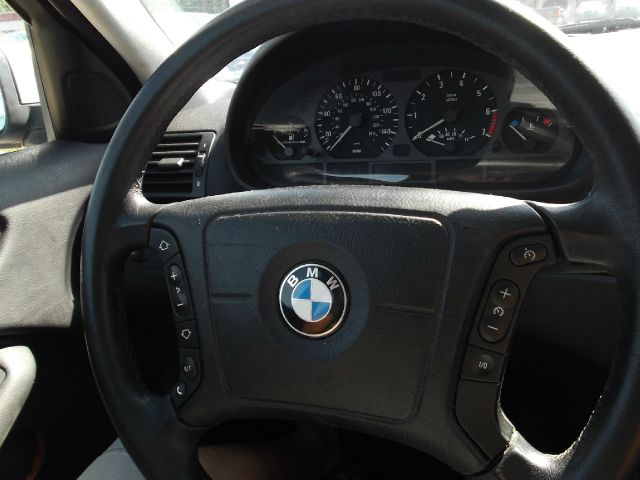 BMW 3 series 2000 photo 3