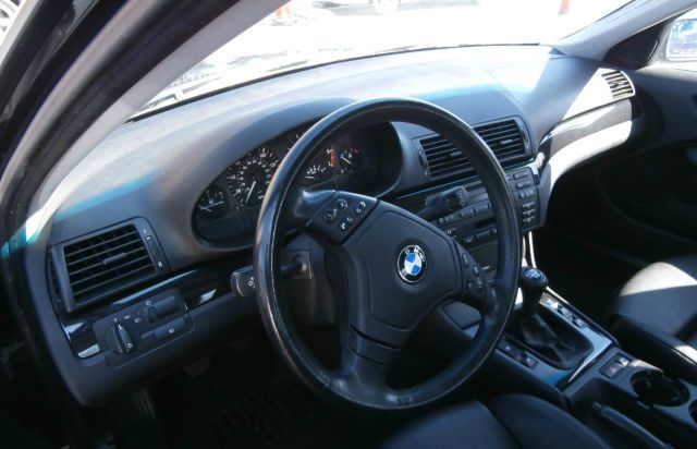 BMW 3 series 2000 photo 2