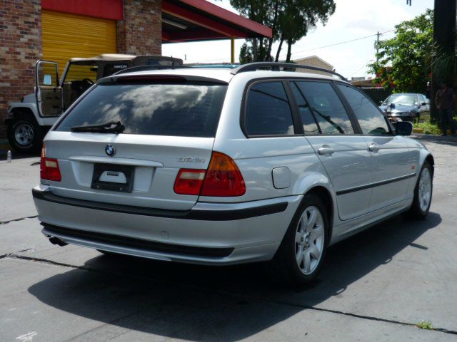 BMW 3 series 2000 photo 2