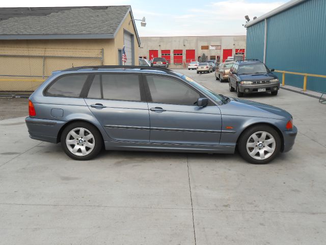 BMW 3 series 2000 photo 1