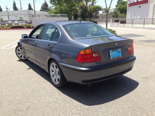 BMW 3 series 2000 photo 1