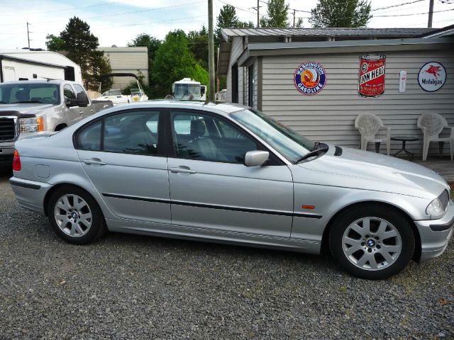 BMW 3 series 2000 photo 2