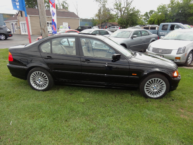 BMW 3 series 2001 photo 2