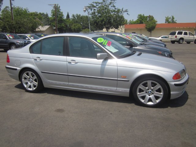 BMW 3 series 2001 photo 1