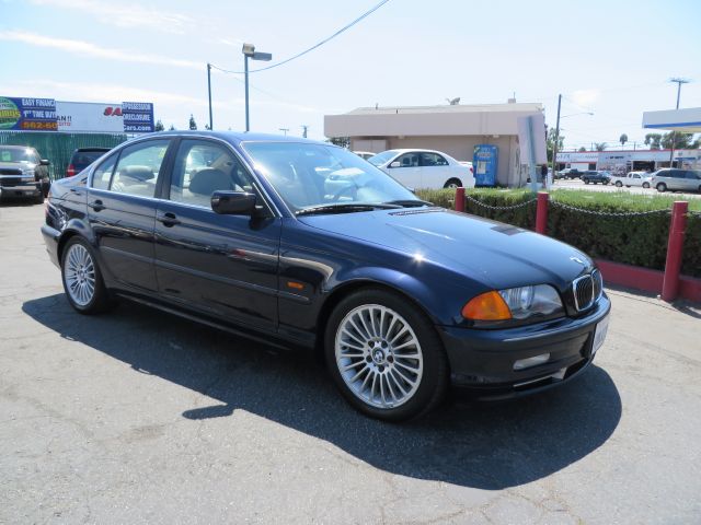 BMW 3 series X 4x4 Coupe Sedan