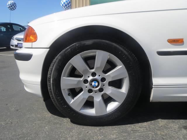 BMW 3 series 2001 photo 3