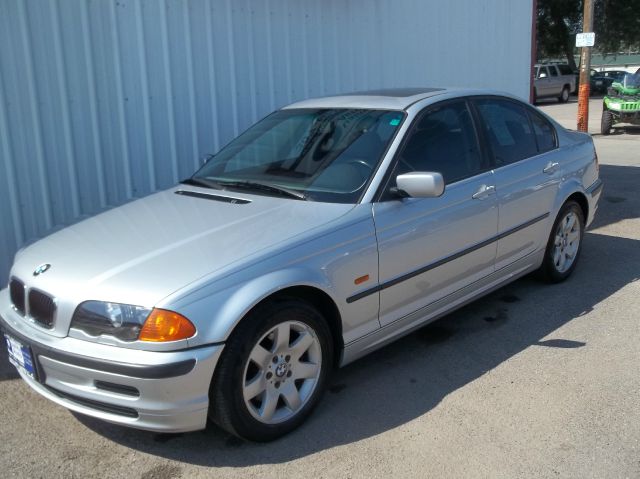 BMW 3 series 2001 photo 2