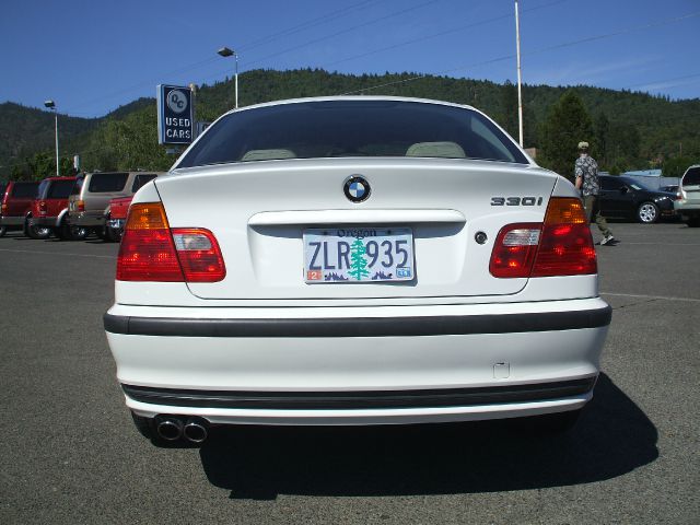 BMW 3 series 2001 photo 1