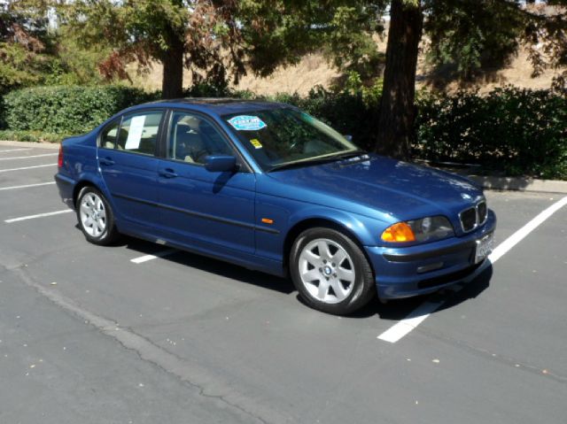 BMW 3 series 2001 photo 2