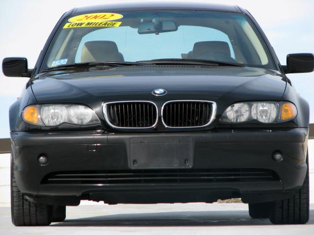 BMW 3 series 2002 photo 1