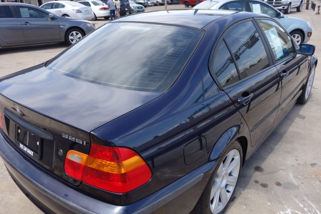 BMW 3 series 2002 photo 2