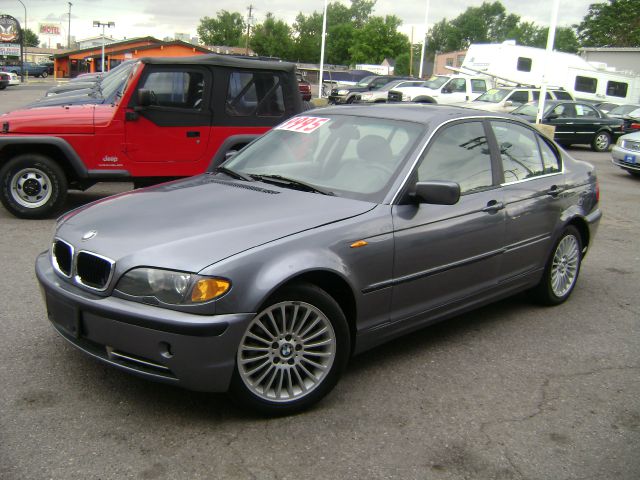 BMW 3 series 2002 photo 2