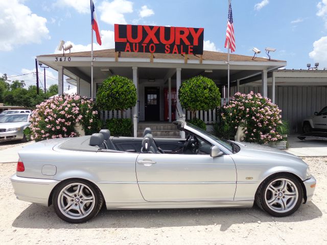 BMW 3 series W/6-passenger Seating Convertible