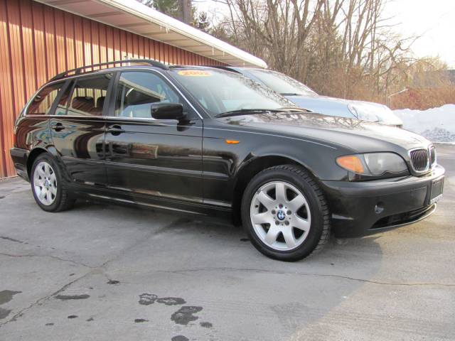 BMW 3 series 323i 4dr Sdn Sedan Wagon