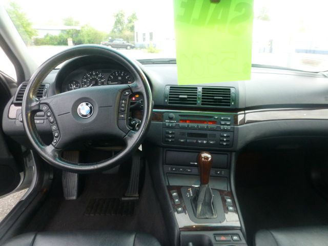 BMW 3 series 2WD 4dr Heat Sedan