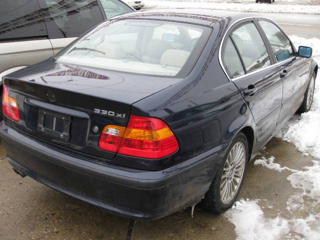 BMW 3 series 2002 photo 2