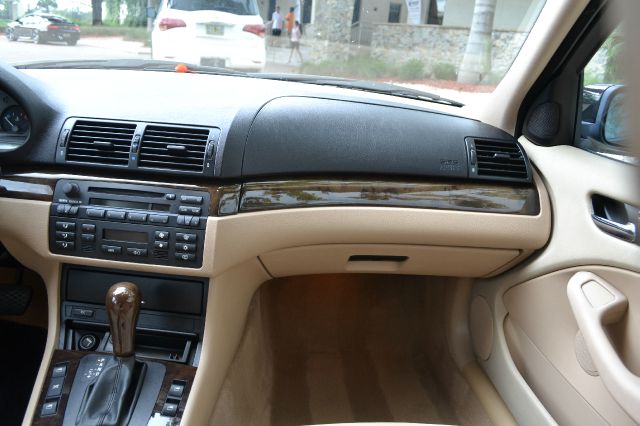 BMW 3 series 2003 photo 15