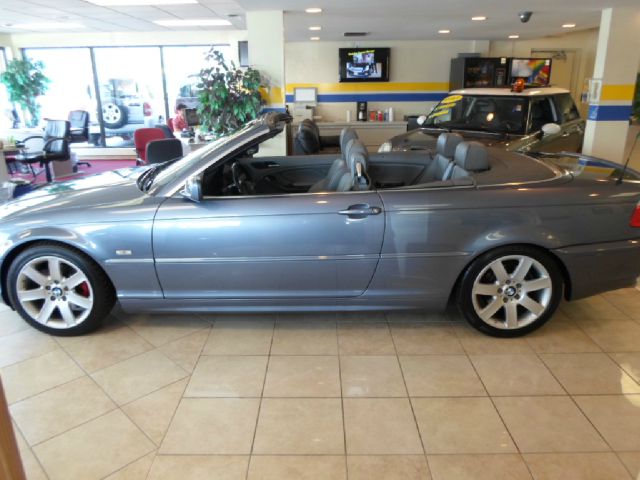 BMW 3 series Chief Convertible