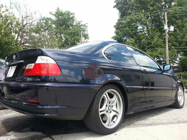 BMW 3 series 2003 photo 2