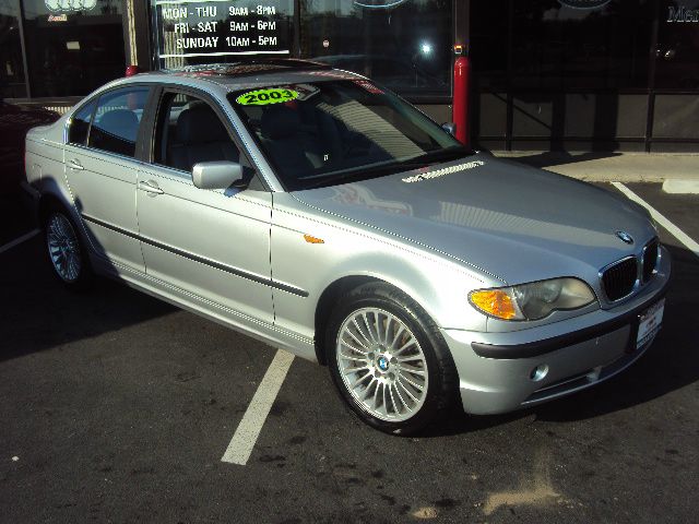 BMW 3 series 4WD 4dr Heat Sedan