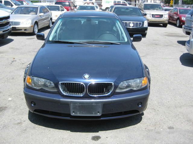 BMW 3 series 2003 photo 2