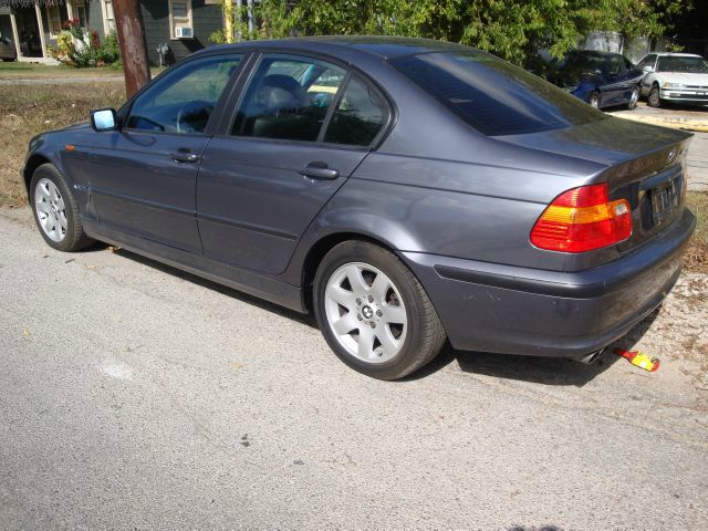 BMW 3 series 2003 photo 4