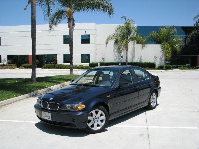 BMW 3 series 2003 photo 2