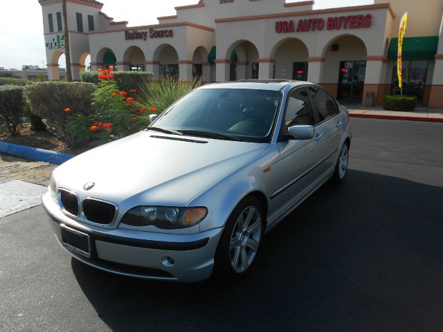 BMW 3 series 2003 photo 2