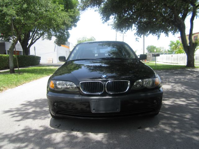 BMW 3 series 2003 photo 2