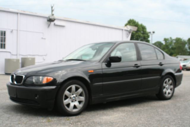 BMW 3 series 2003 photo 2