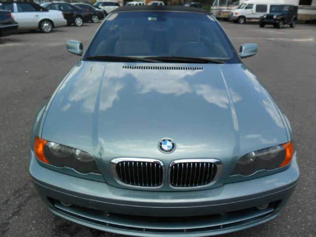 BMW 3 series 2003 photo 2