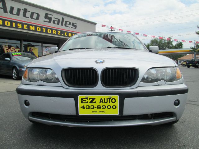 BMW 3 series 2003 photo 2