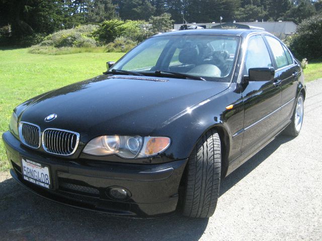 BMW 3 series 2003 photo 2